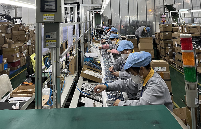 我司成功和貼裝客戶(hù)合作01005超微型SMT貼片電阻